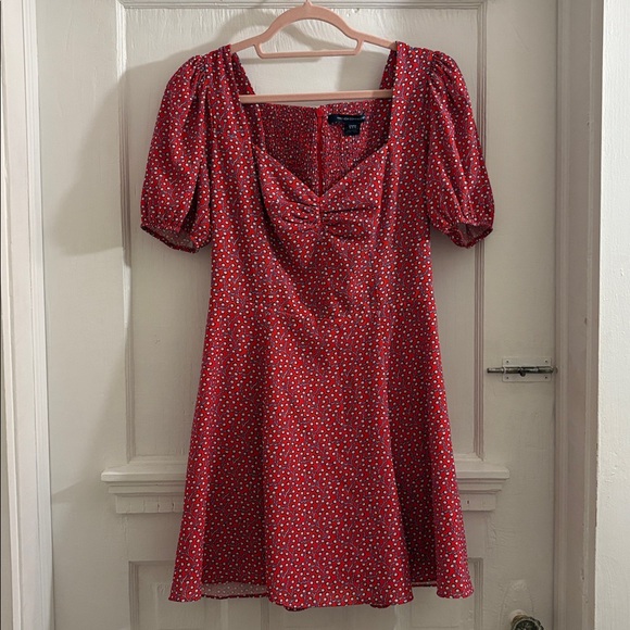 French Connection Red Floral Patterned Garment - Picture 1 of 10